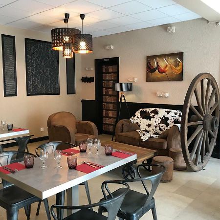 Hotel Du Centre - Restaurant Le P'Tit Gourmet Tonnerre Luaran gambar